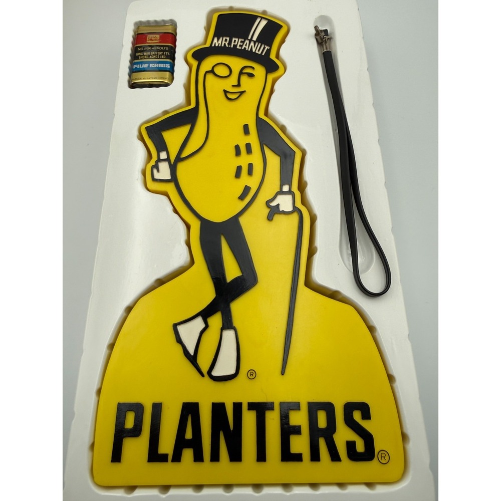 Vintage 1970s Planters Mr. Peanut AM Transistor Radio/Box/Original Battery